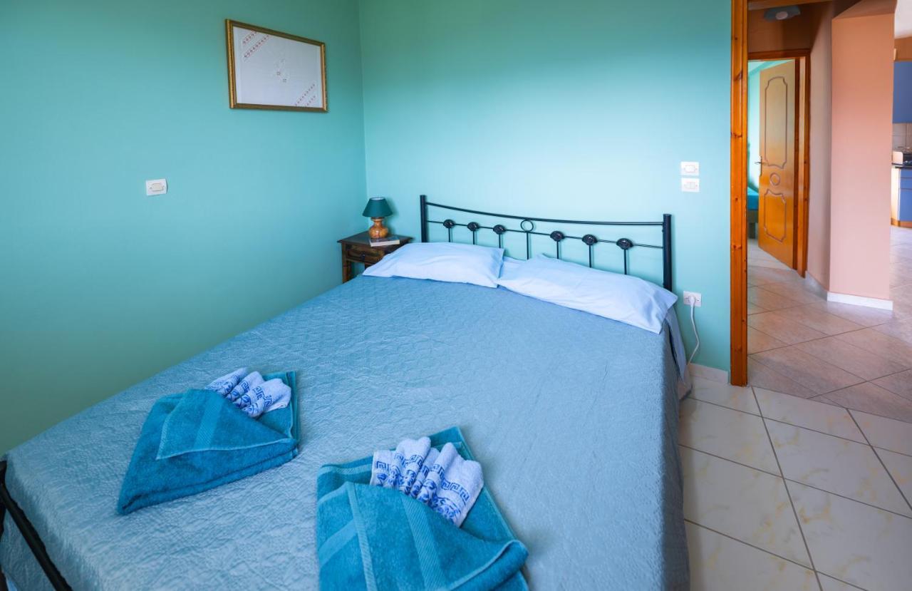 Apaggio Di Argostoli Apartments - Private Parking & Sea View Bagian luar foto