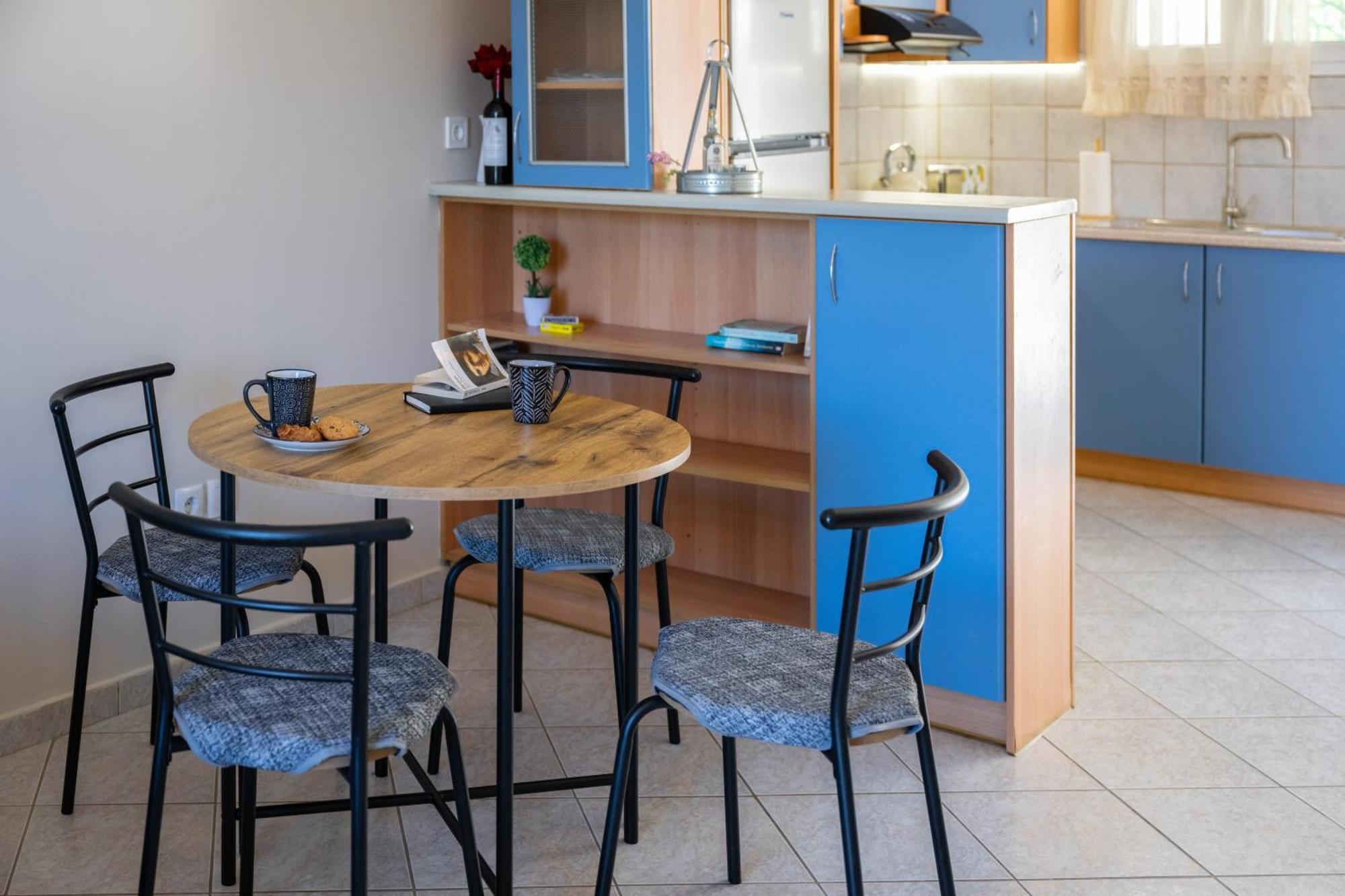 Apaggio Di Argostoli Apartments - Private Parking & Sea View Bagian luar foto