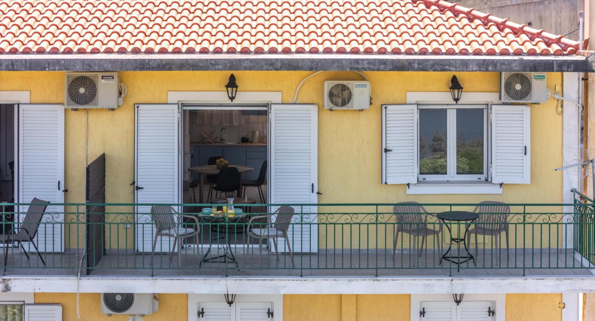 Apaggio Di Argostoli Apartments - Private Parking & Sea View Bagian luar foto